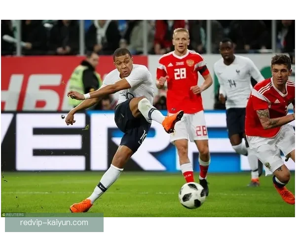 姆巴佩右脚射门表现稳健，进攻威胁持续提升提升